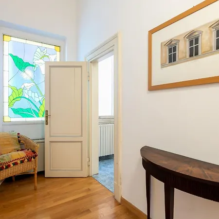 Apartment Zara Charme Florence