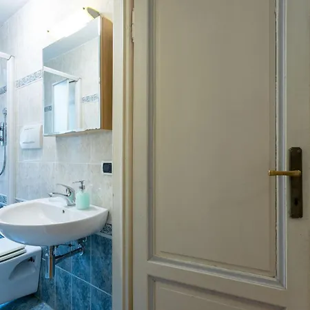 Apartment Zara Charme