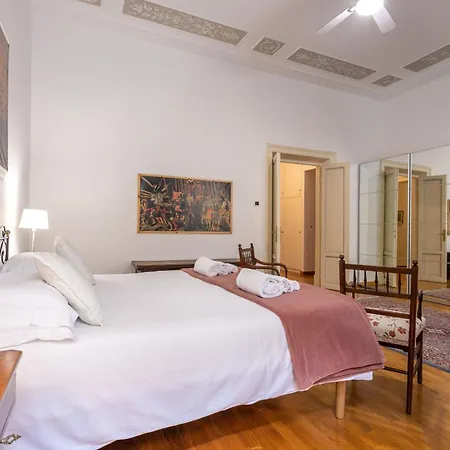 Zara Charme Apartment Florence
